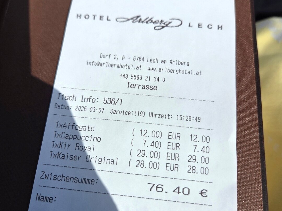 莱赫阿尔贝格酒店主图