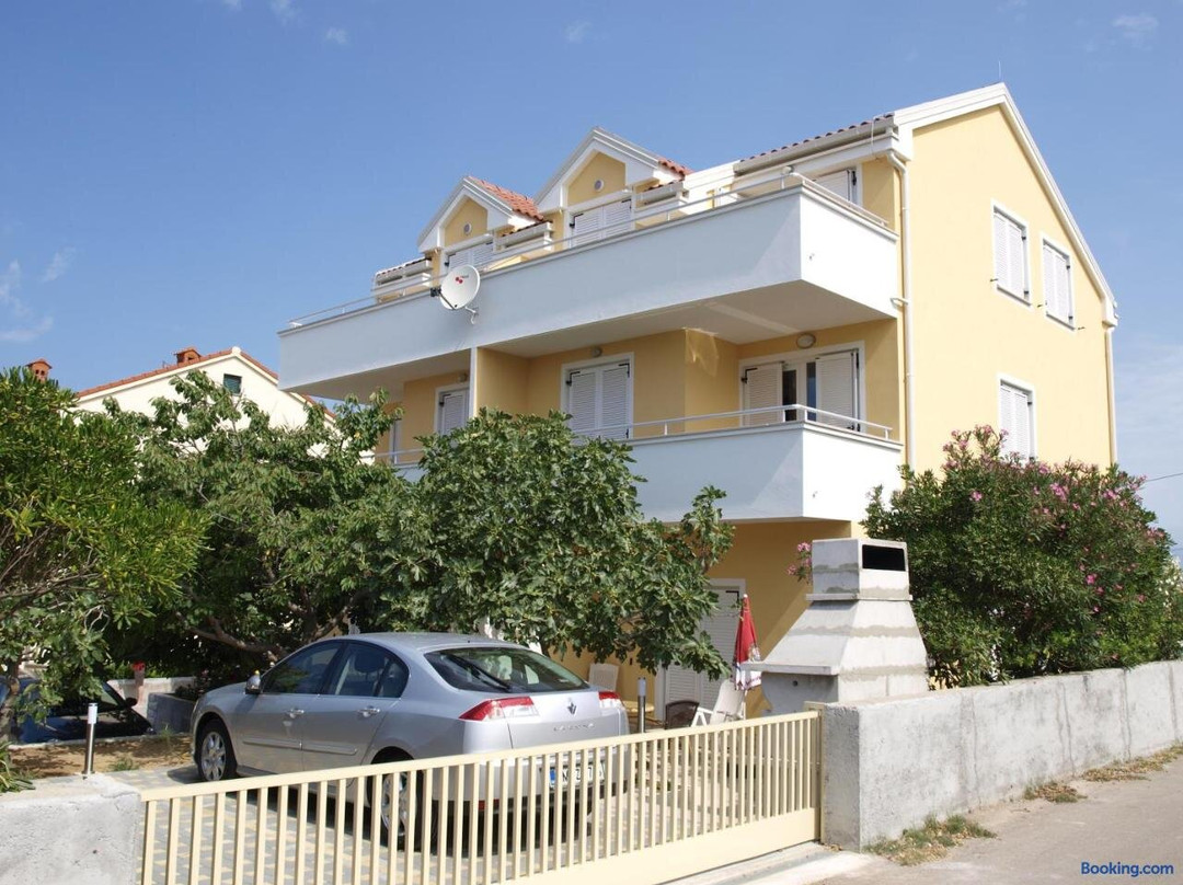 Apartments Pecnik