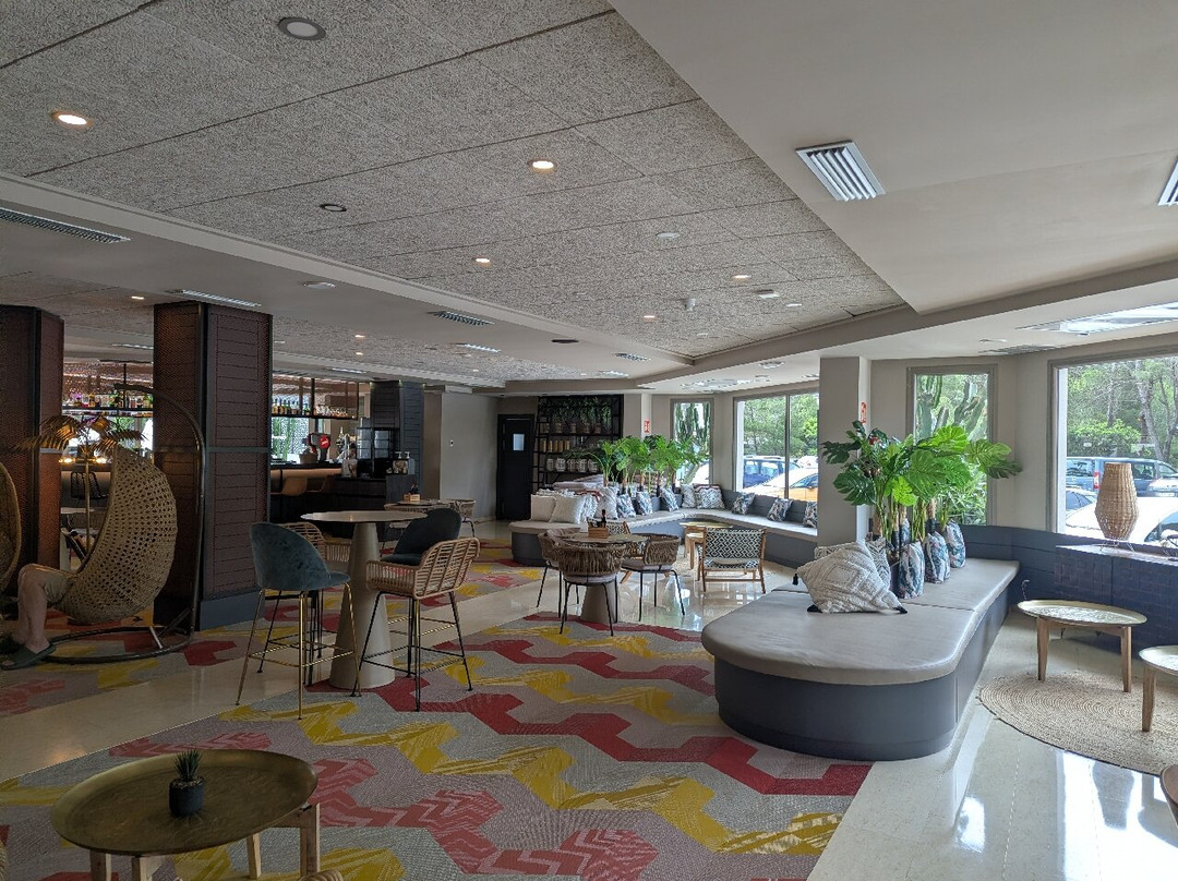 滨海海滩俱乐部酒店 - 限成人主图