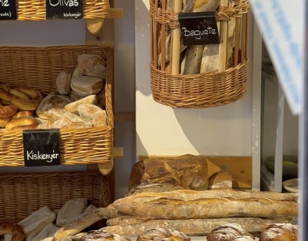 Pipacs Bakery