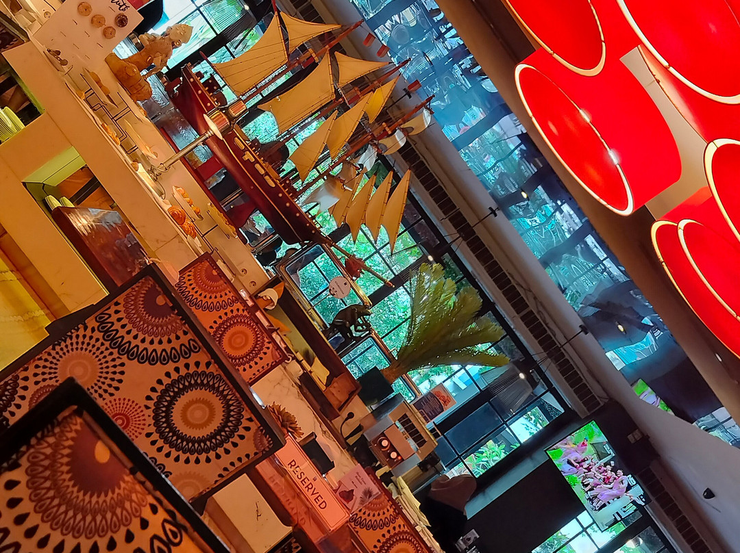蓝天酒店主图