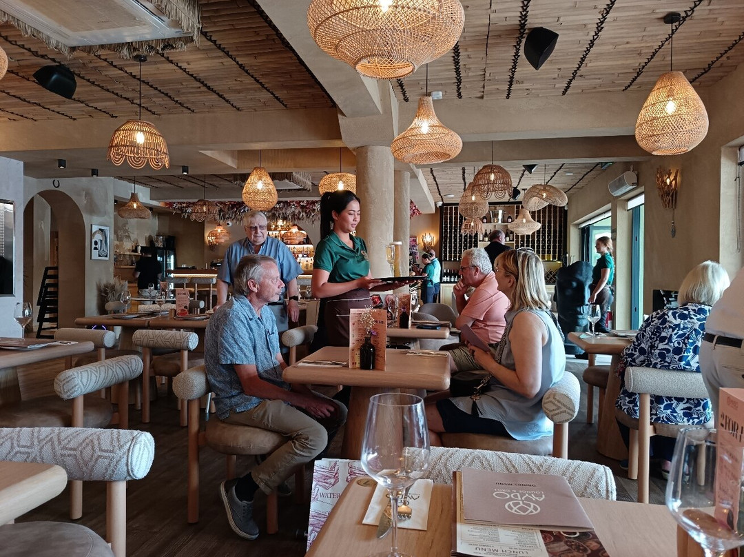 Aydo Lounge & Grill