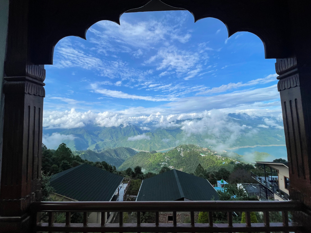 Rudraksh,喜马拉雅山度假村主图