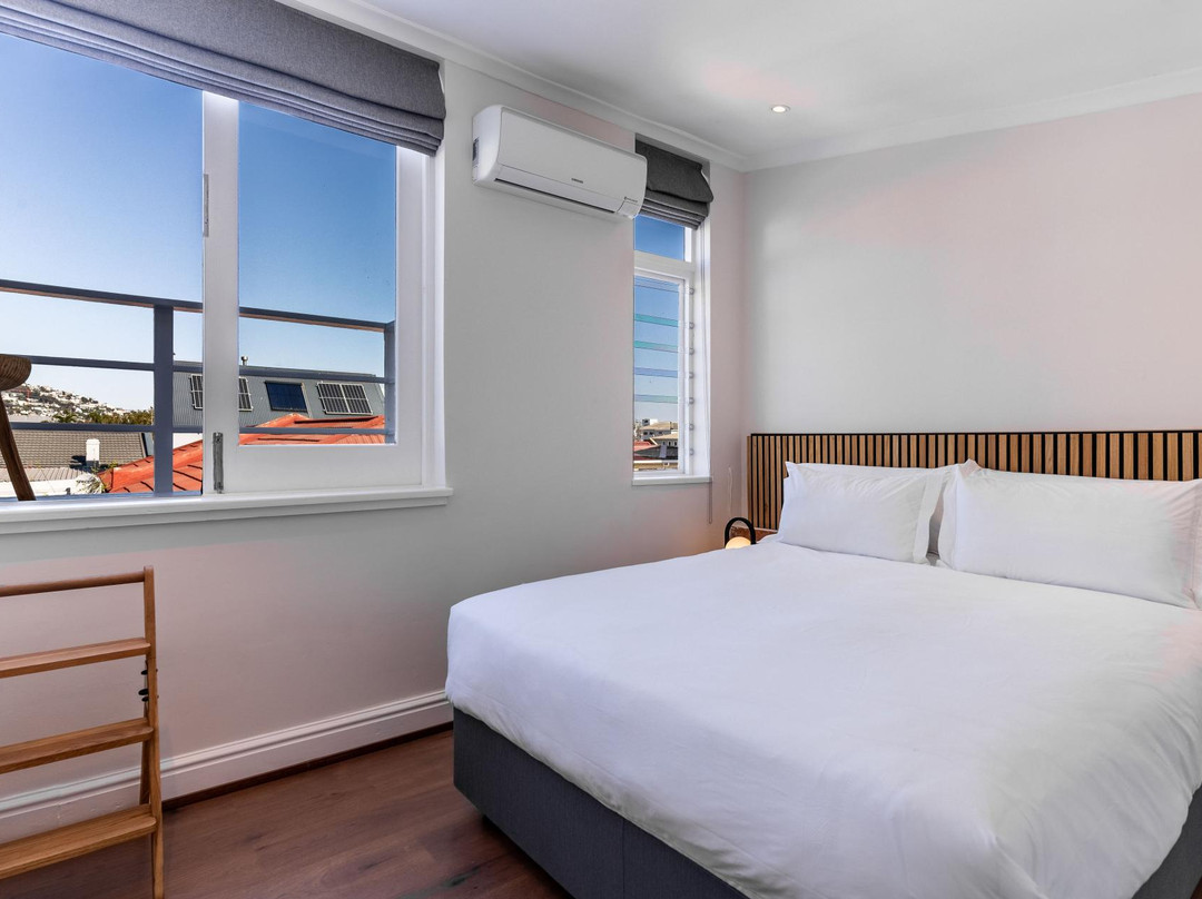 No. 16 - Sea Point Row House主图
