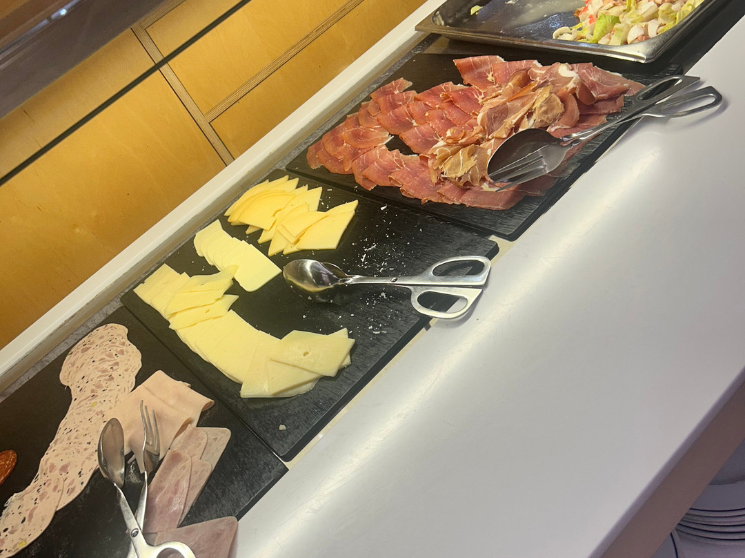 奥林匹亚瓦伦西亚酒店主图