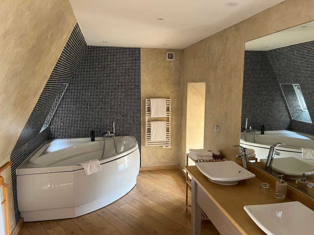 Hotel La Belle Etoile主图