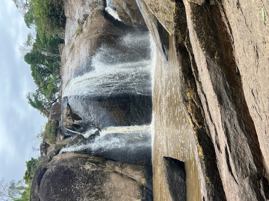Parque Natural Terra das Cachoeiras-Bueno Brandao必去景点