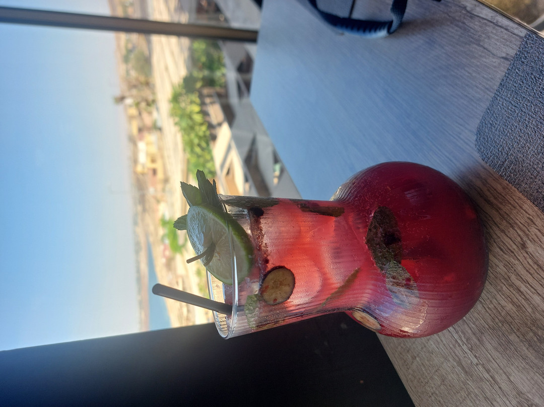 Sal Restaurant And Cafe