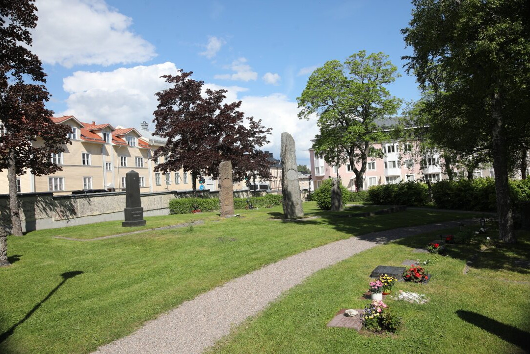 Jakobs kyrkogård (le cimetière de Jakob)-Hudiksvall必去景点