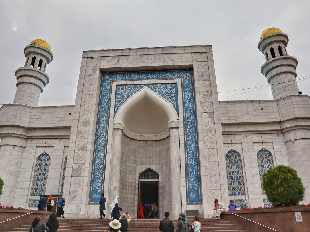 The Central Mosque of Almaty-阿拉木图必去景点