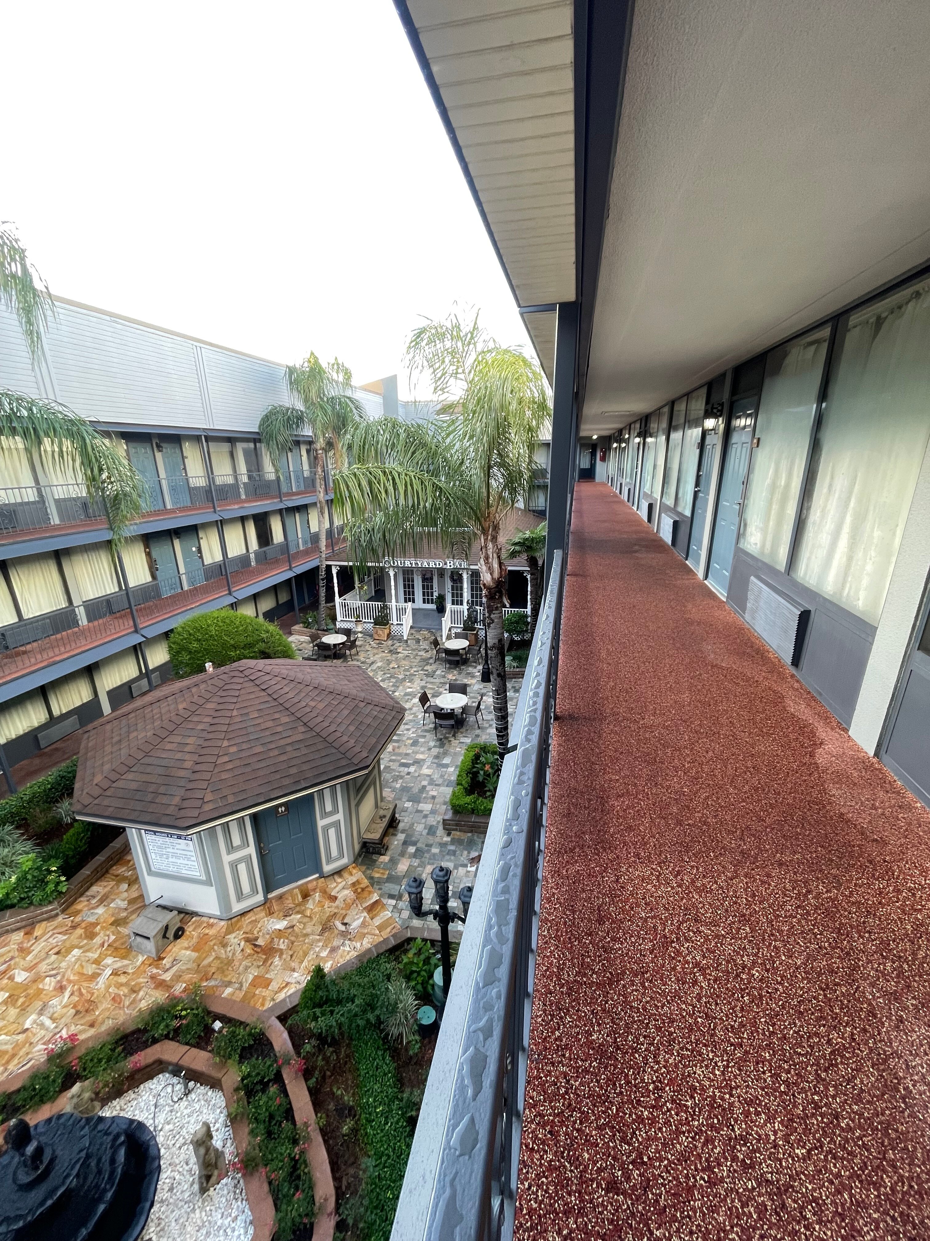 西岸贝斯特韦斯特优质酒店-旅行者