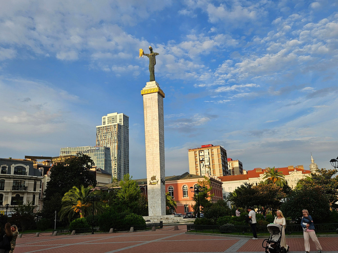 Europe Square-巴统必去景点