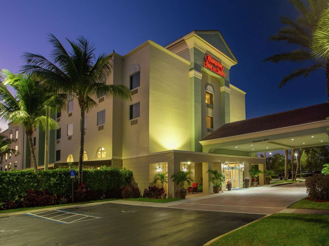 Hampton Inn & Suites Wellington主图
