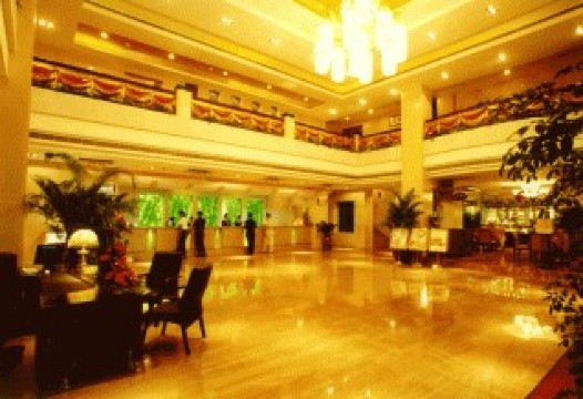 中阁城大酒店-客卧