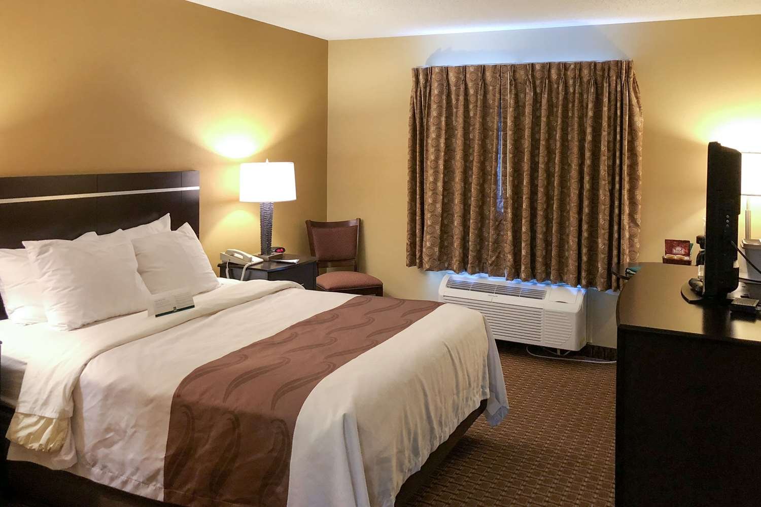 Quality Inn & Suites Sun Prairie-官方