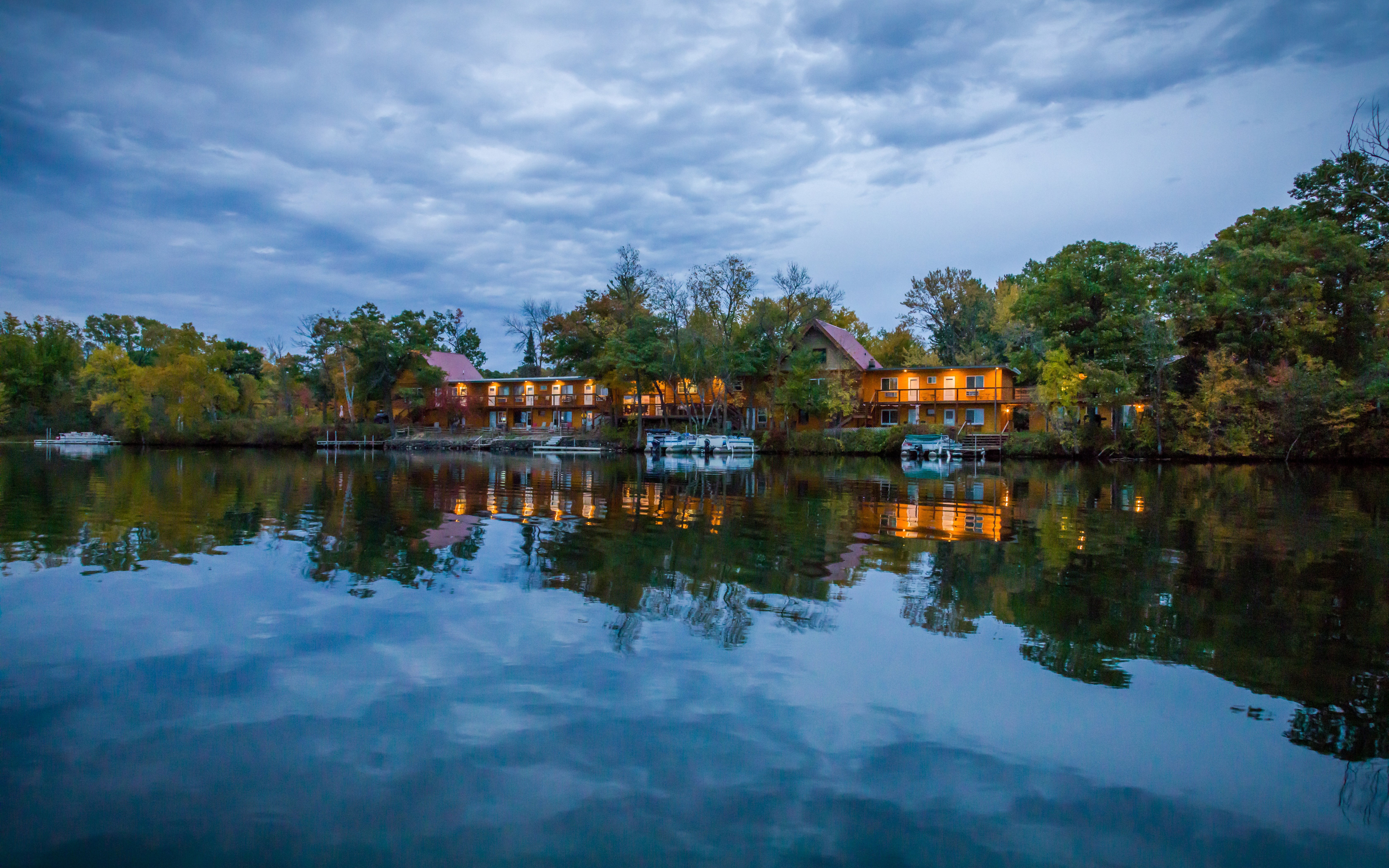 Curriers Lakeview Lodge-官方