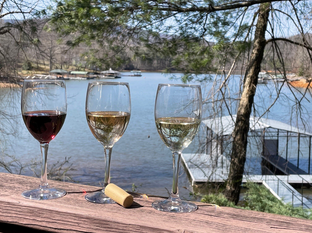 Bacchus On The Lake-Hiawassee必去景点