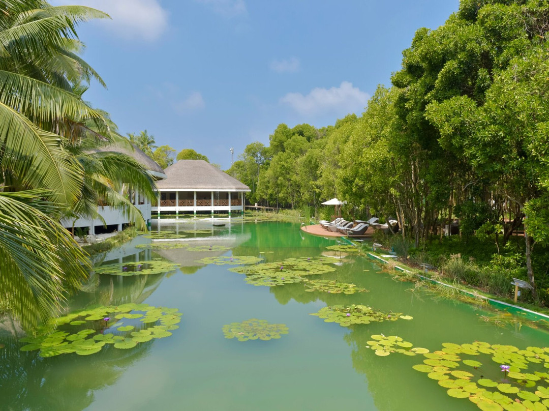 Fonimagoodhoo Island酒店住宿-Dreamland The Unique Sea & Lake Resort / Spa