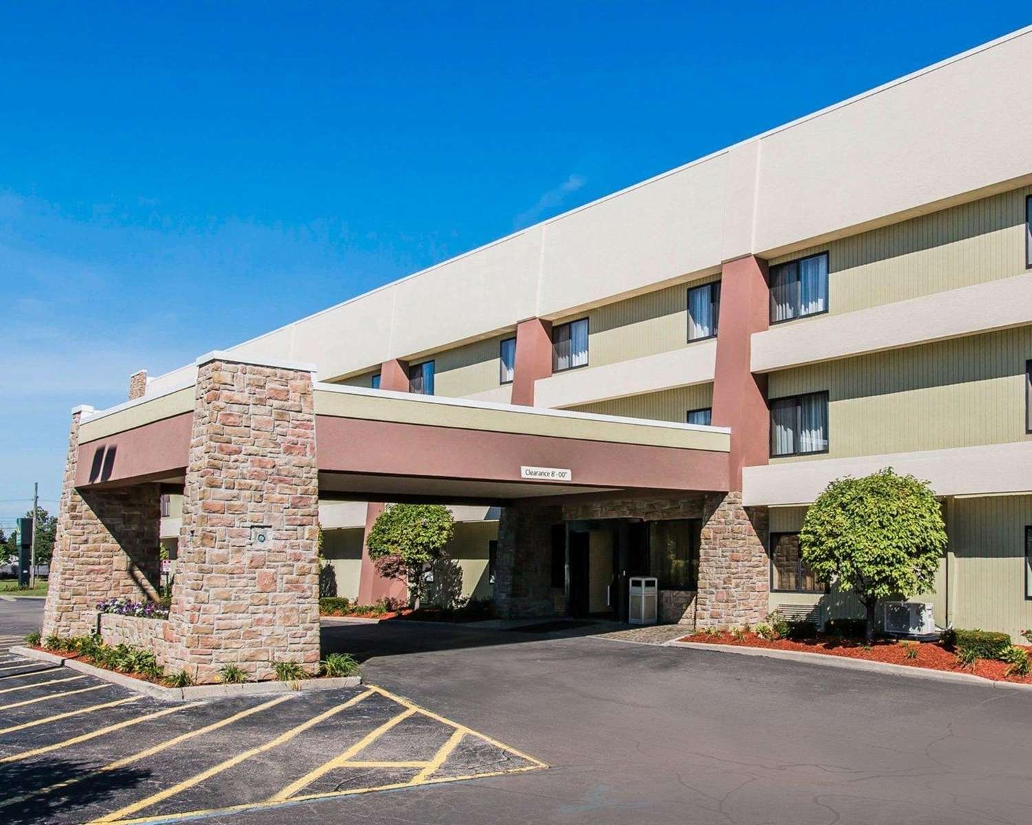 Quality Inn & Suites Warren - Detroit-官方