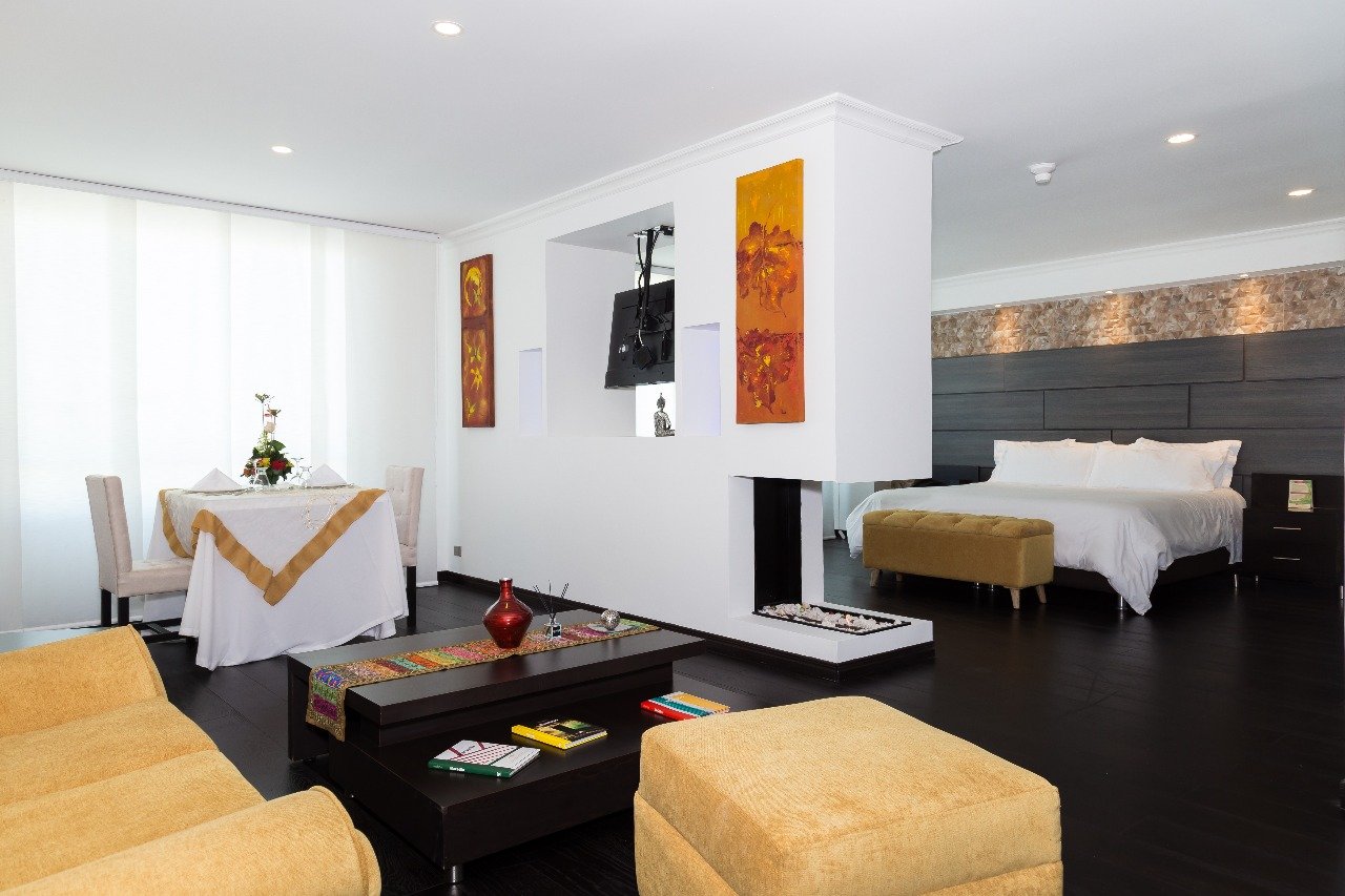 Varuna Hotel-官方