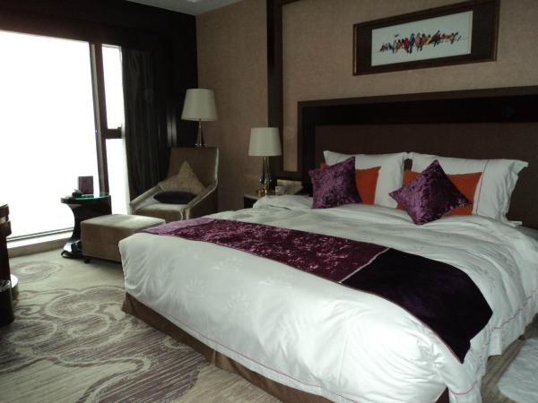 曲江国际饭店（西安大雁塔店）-客卧