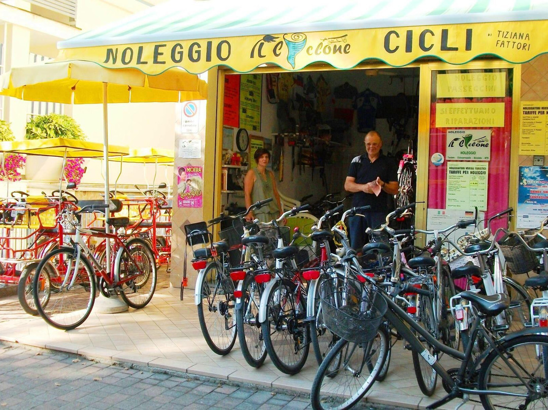 Noleggio Il Ciclone景点图片