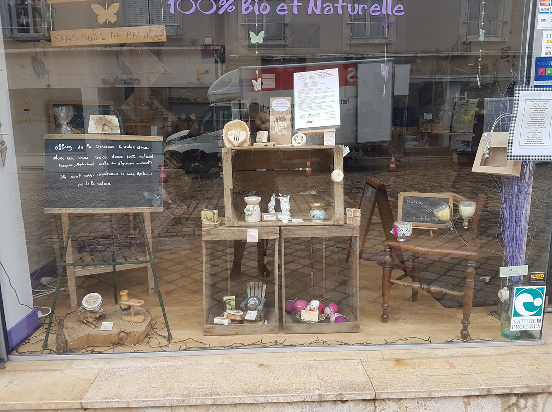 Saint-Gervais-la-Foret旅游景点-Savonnerie de Papillon