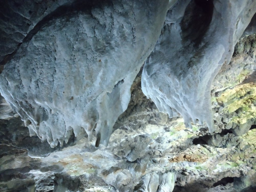 Cave Snejanka景点图片