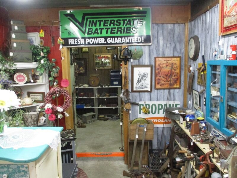 3-Mile Antique Mall-Bonners Ferry必去景点