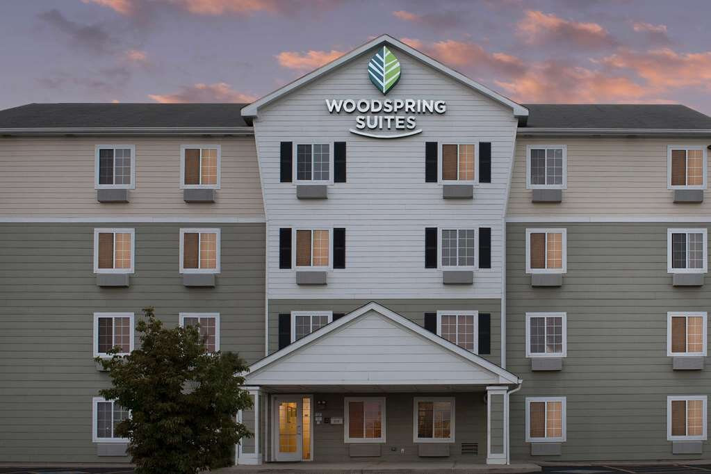 WoodSpring Suites Champaign Urbana主图