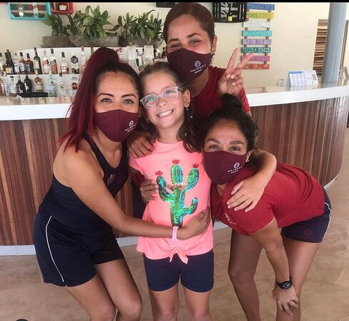 Majestic Elegance Costa Mujeres主图