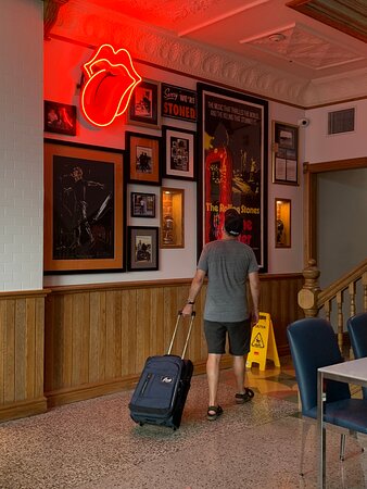 Retro Suites Hotel-浴室