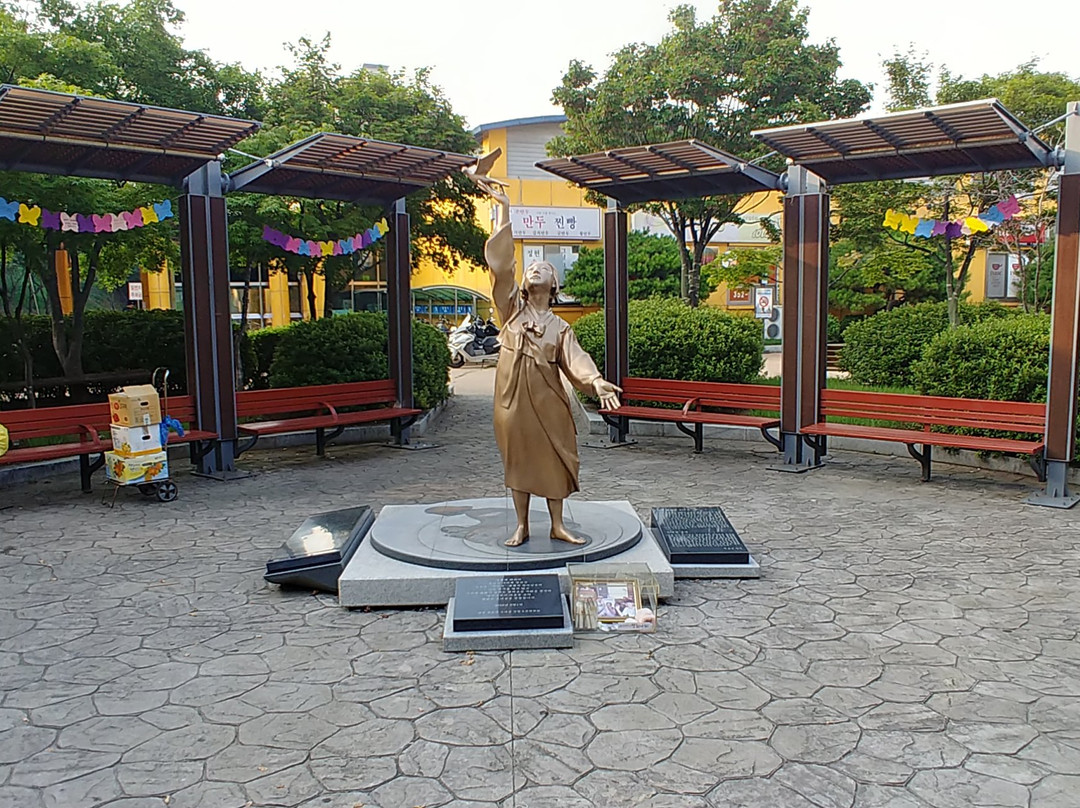 Statue of Peace-唐津郡必去景点