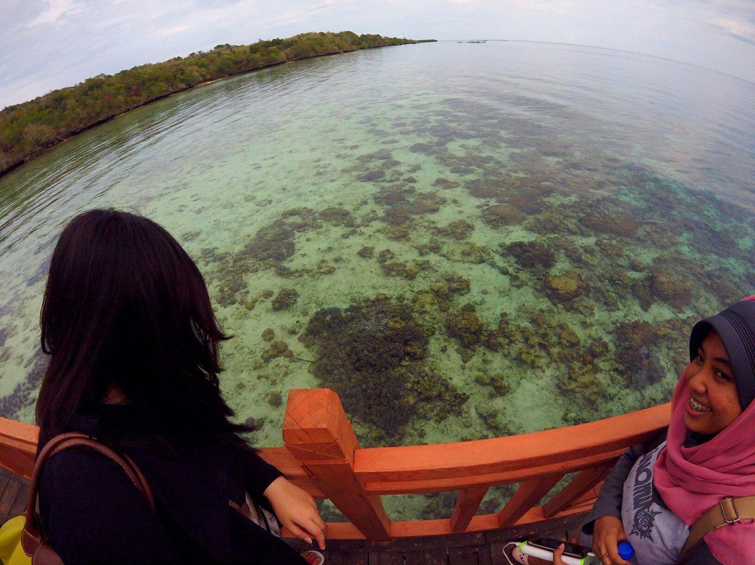 Karampuang Island景点图片