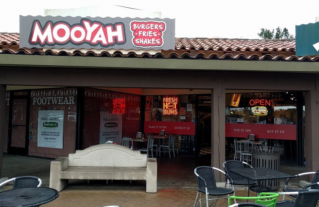 MOOYAH Burgers, Fries & Shakes
