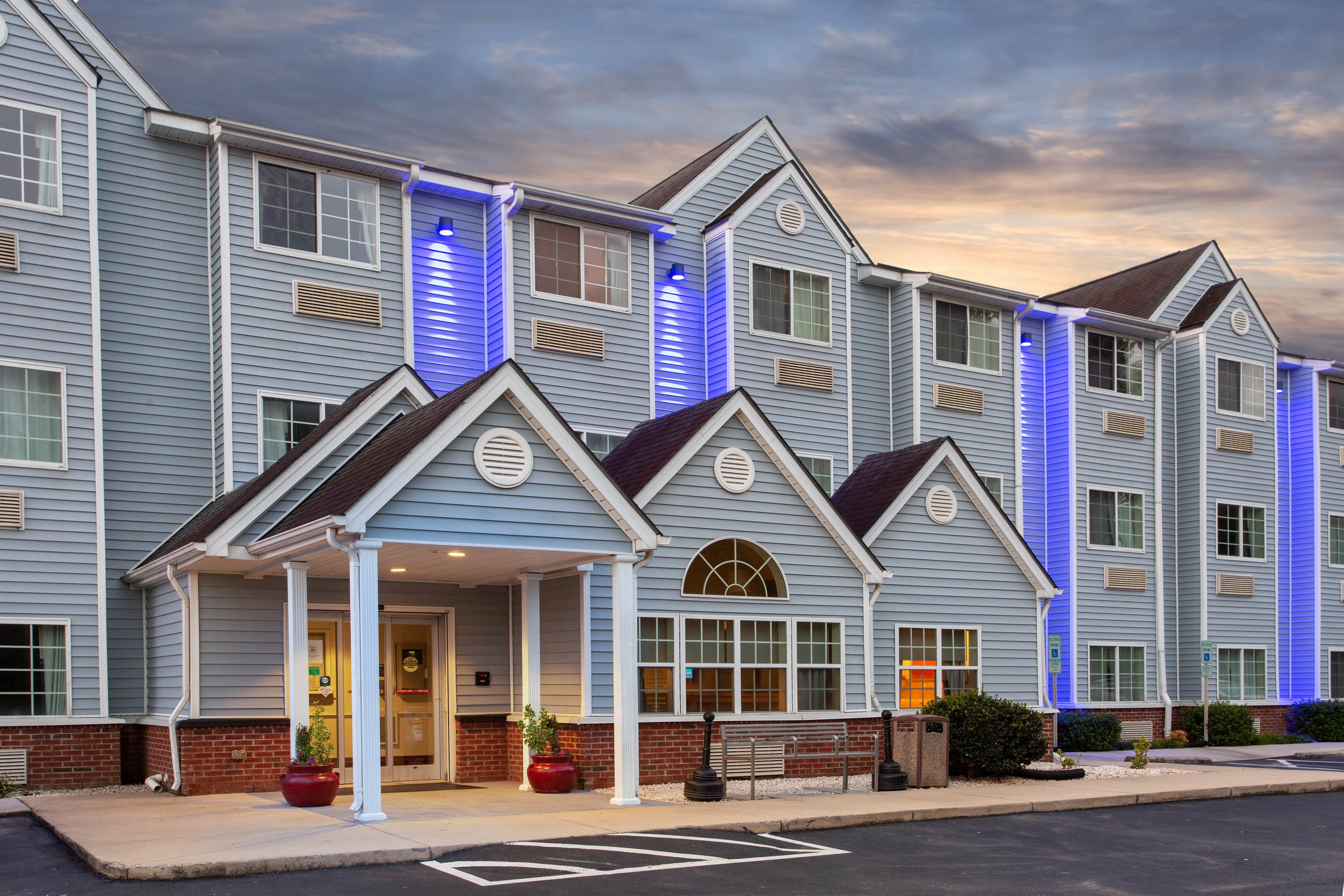 Microtel Inn & Suites by Wyndham Lillington / Campbell Univ-官方