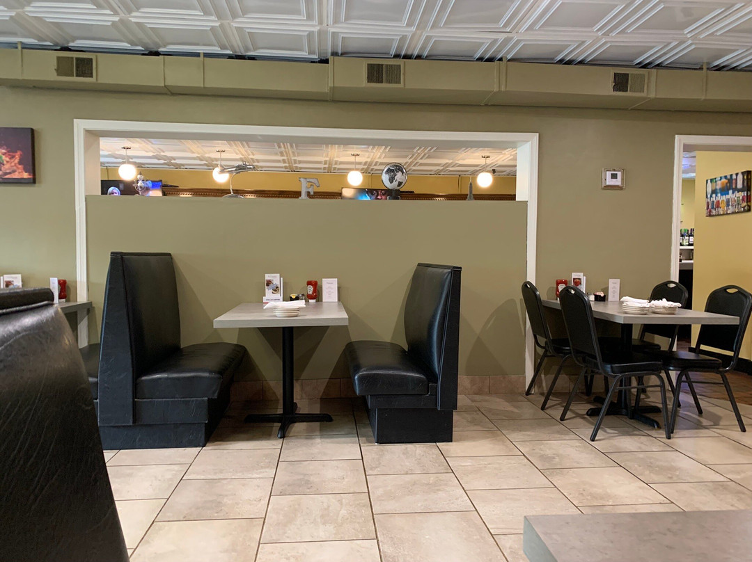 Fizzlestix Kitchen And Bar