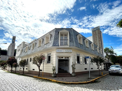 索拉瑞斯酒店