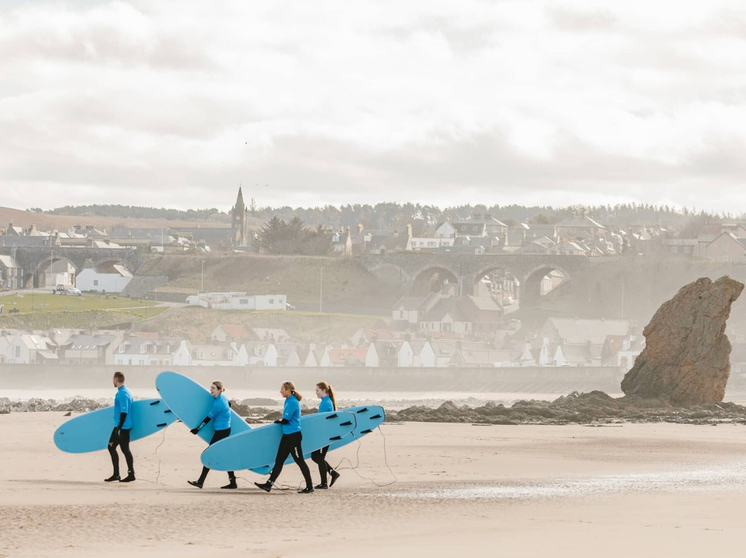 Blue Coast Surf & Paddle景点图片