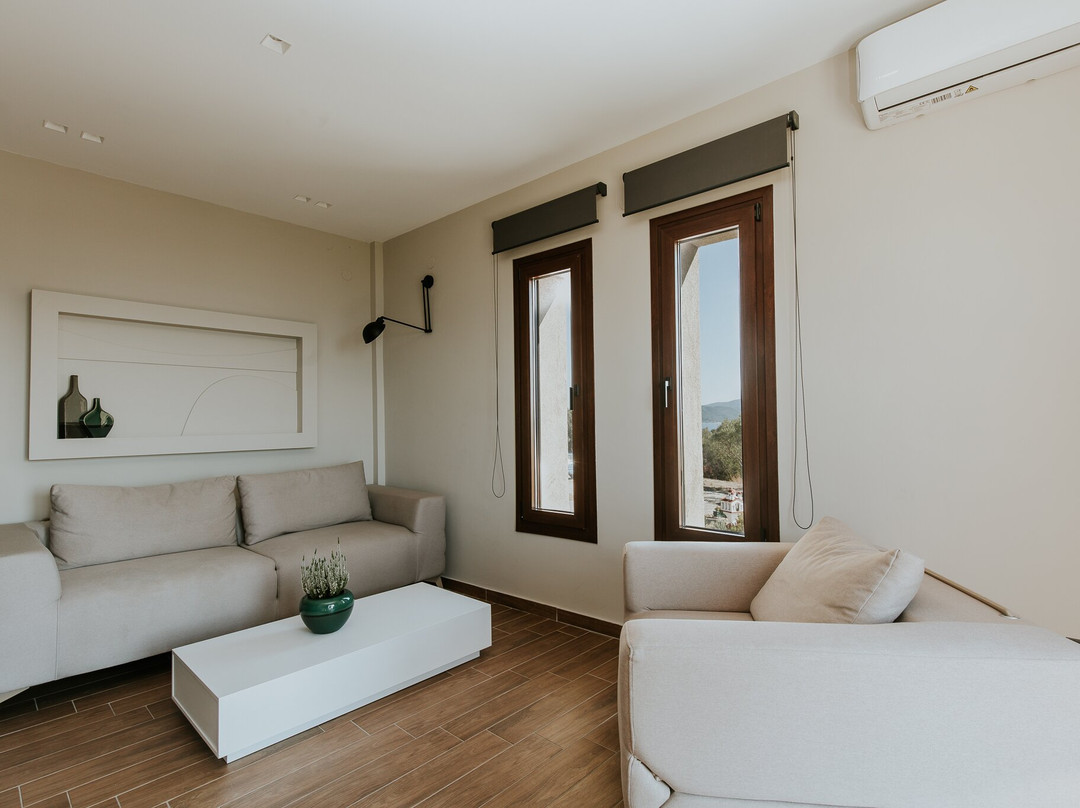 AIORA villas