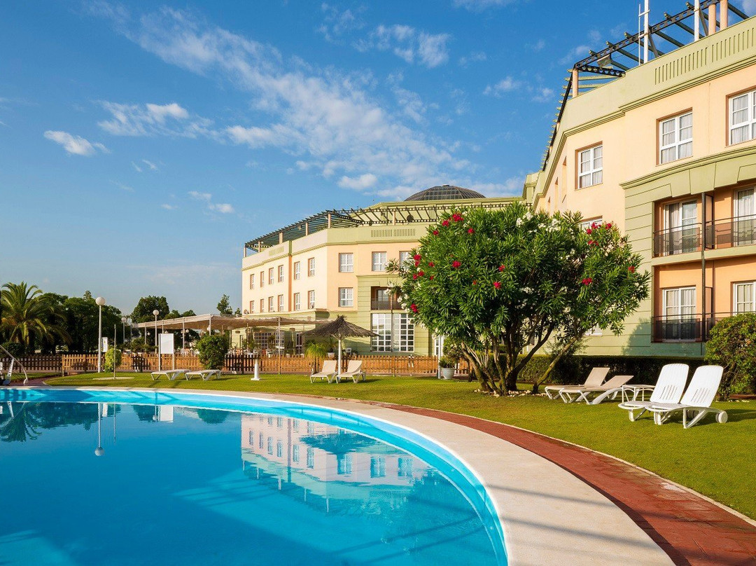 Tomares酒店住宿-TRH阿尔科拉酒店