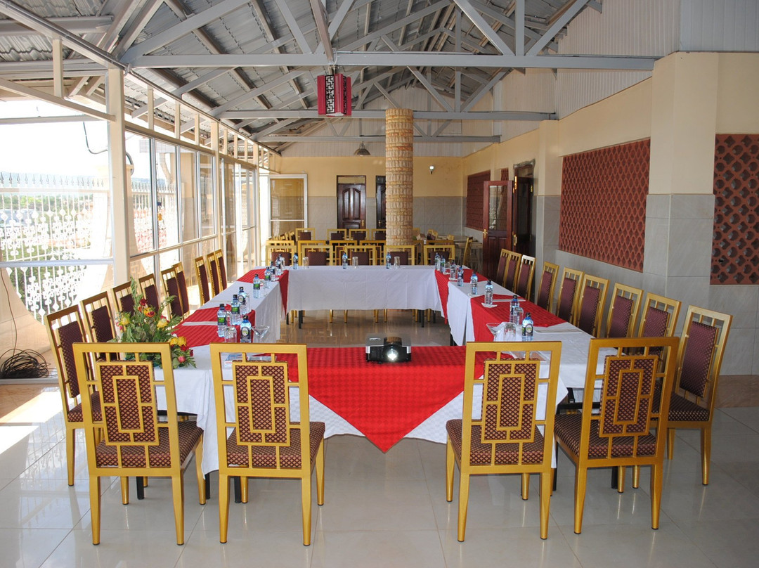 The Great Lakes Hotel Ltd主图