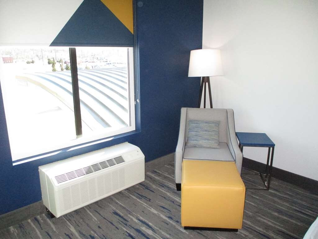 Best Western Plus Choctaw Inn & Suites主图