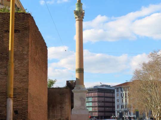 庇亚城门-罗马必去景点
