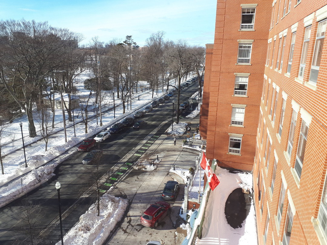 尼尔森勋爵酒店及套房主图