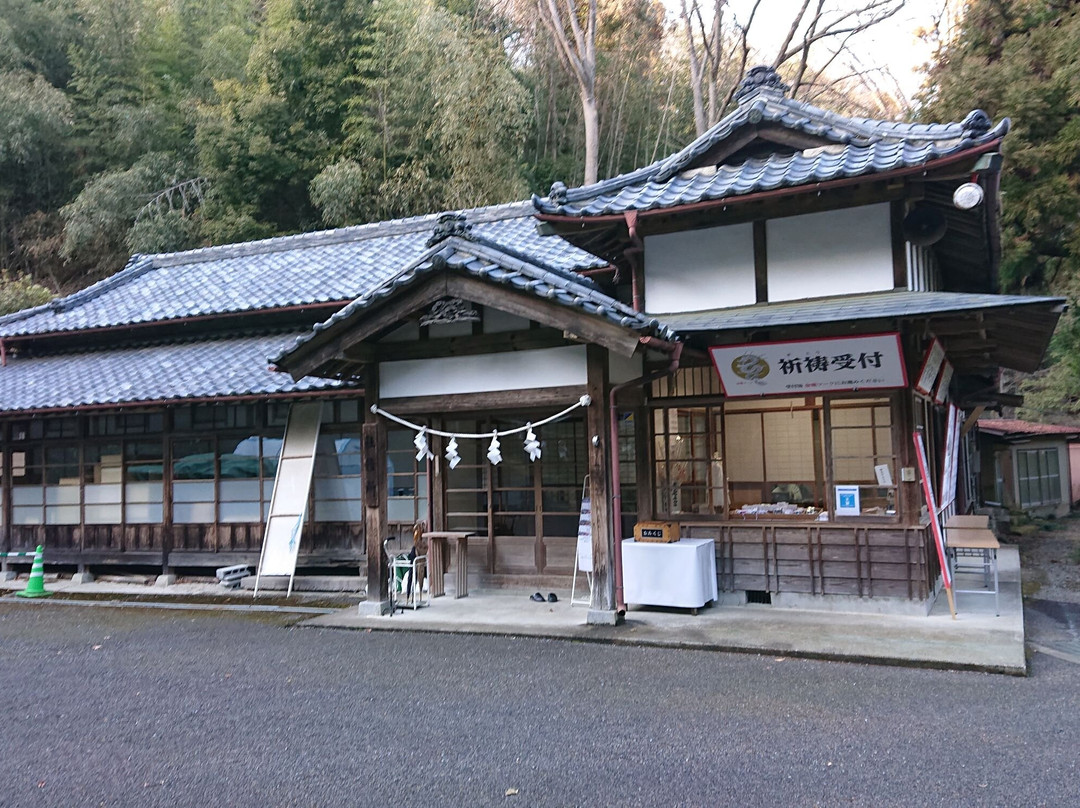 Kanasana Shrine-神川町必去景点