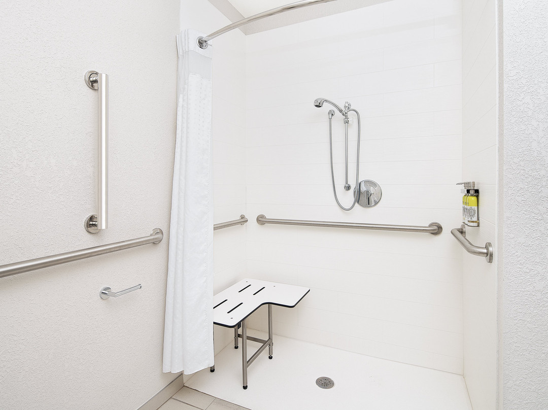 Holiday Inn Express Statesboro By IHG主图