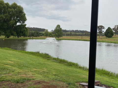 Deano's Springwater Smoked Trout-Guyra必去景点