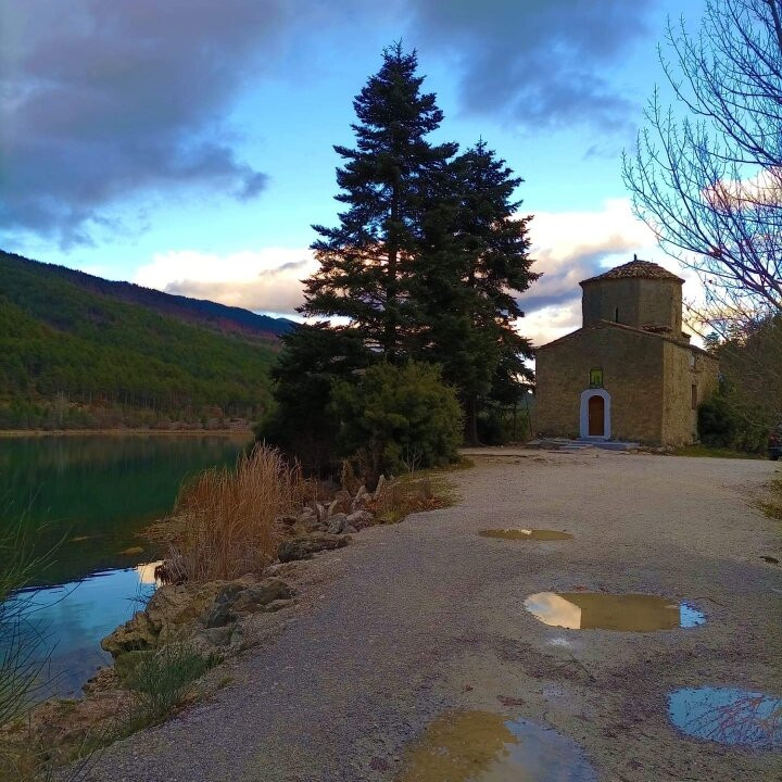 Lake Doxa-Feneos必去景点
