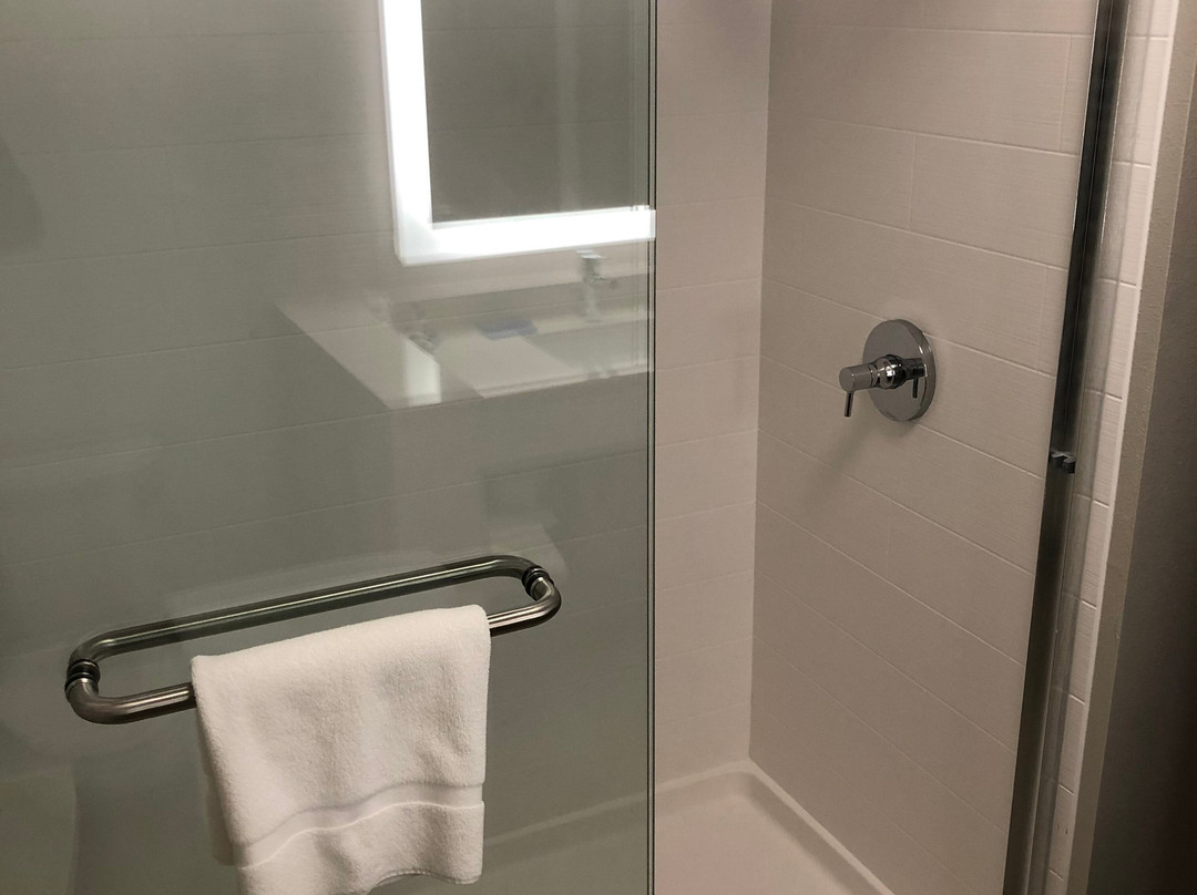 Holiday Inn Express & Suites Elkhorn - Lake Geneva Area By IHG主图